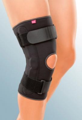 Укороченный полужесткий коленный ортез Medi protect.ST PRO